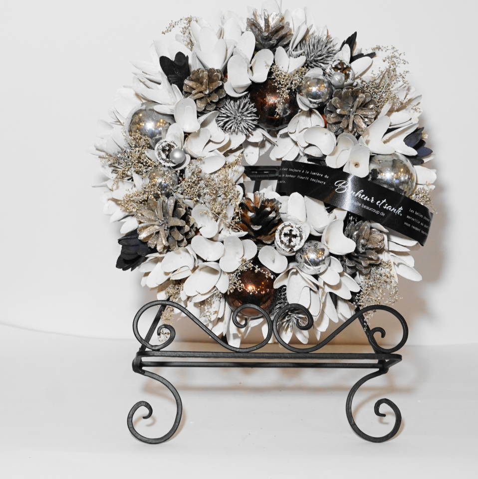 クリスマスリース 25cm ホワイト33M ドライフラワーのリース