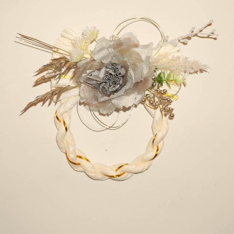 正月飾り しめ縄 おしゃれ　ホワイトしめ縄14cm　ぼたん/ピオニー　造花　洋風　5660