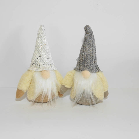 スノートムテ　北欧　サンタクロース　妖精　トムテ